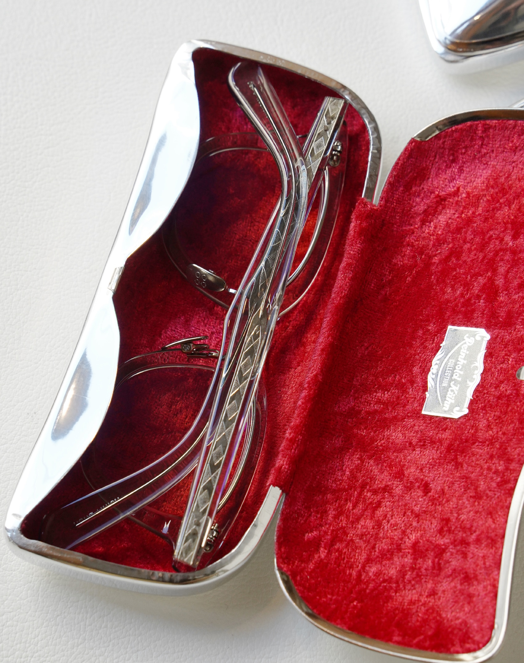 REINHOLD KUHN ポンメガネ特注 Ohne Motiv 販売開始