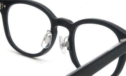 パット加工事例 No.120 OLIVER PEOPLES Sheldrake Blackに溶着式金属アームパットの場合