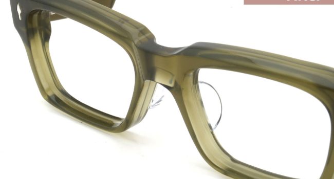 パット加工事例 No.420 JACQUESMARIEMAGE ASHCROFT col.Volvoxに溶着式クリアパット・大の場合